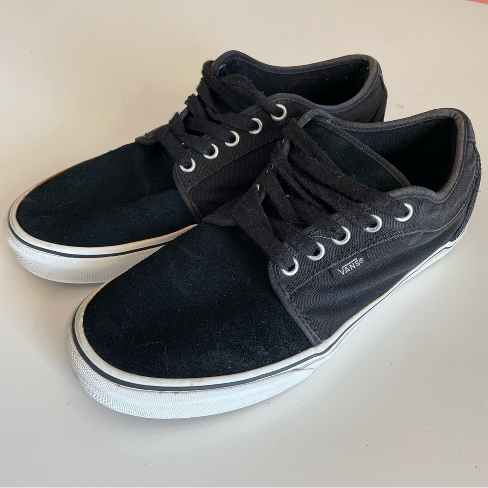 Vans Chukka Low women’s black sneakers